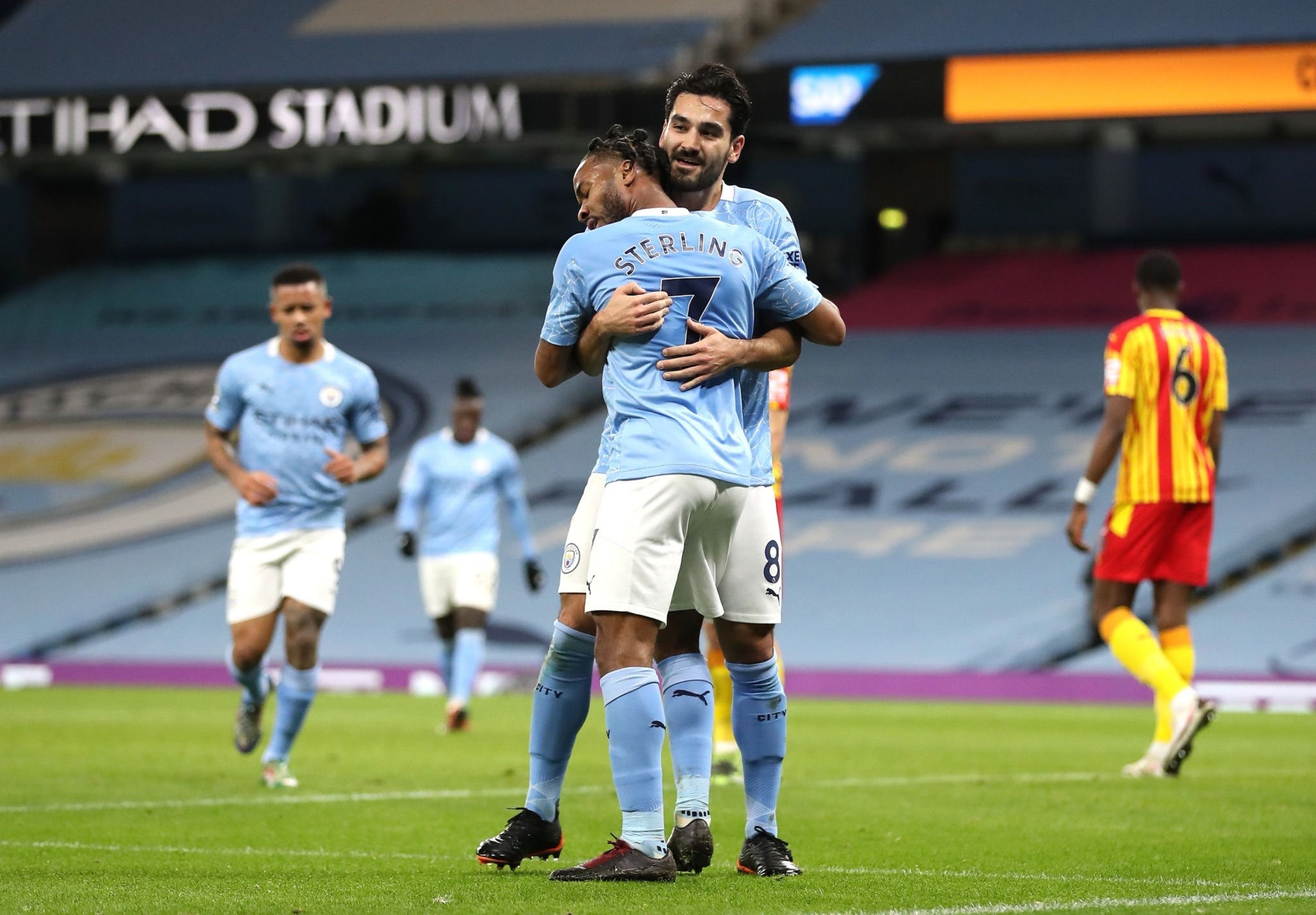 择签下了更 择签下了更